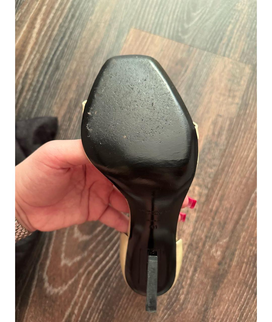 SAINT LAURENT Бежевые кожаные босоножки, фото 5