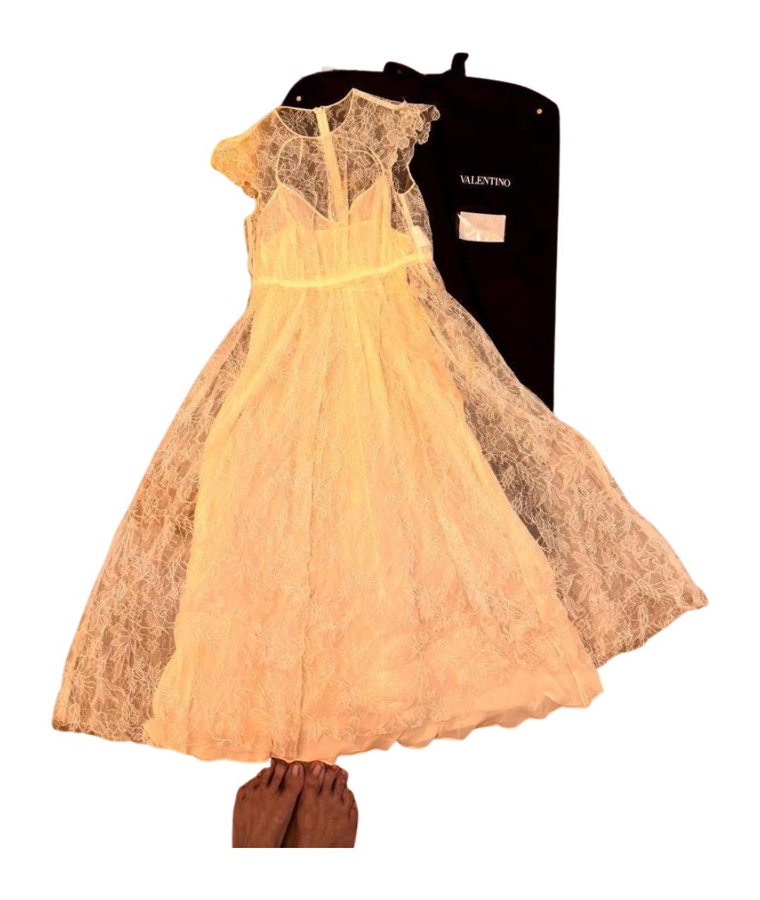 VALENTINO Бежевое кружевное коктейльное платье, фото 6
