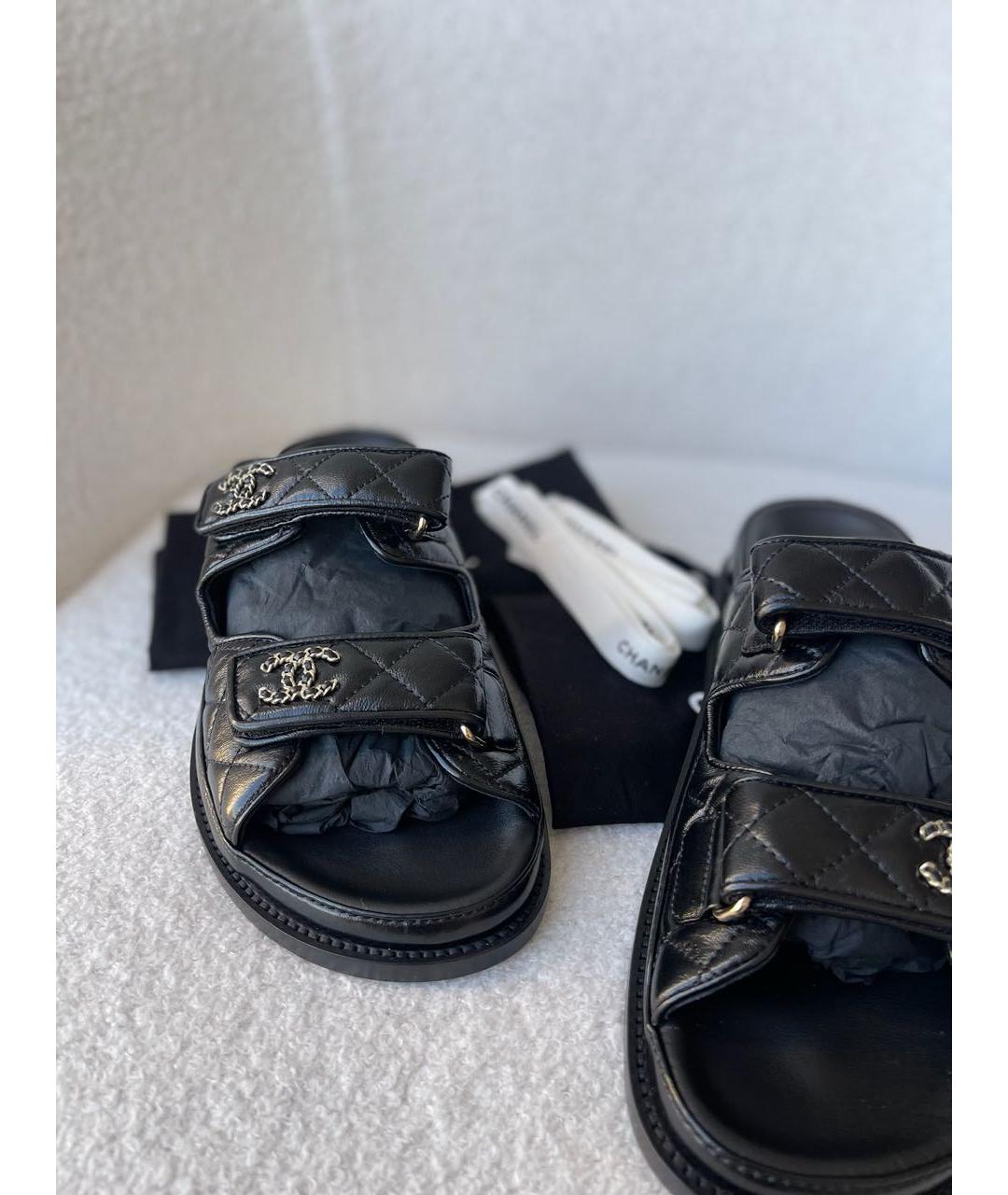 CHANEL Черные кожаные шлепанцы, фото 2
