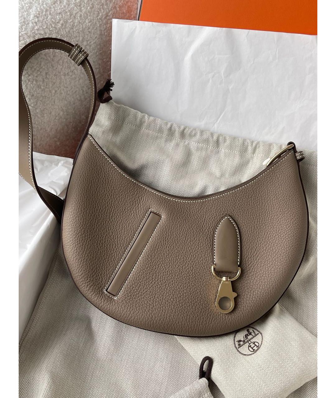 HERMES Коричневая кожаная сумка с короткими ручками, фото 2