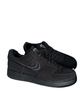 NIKE Низкие кроссовки / кеды