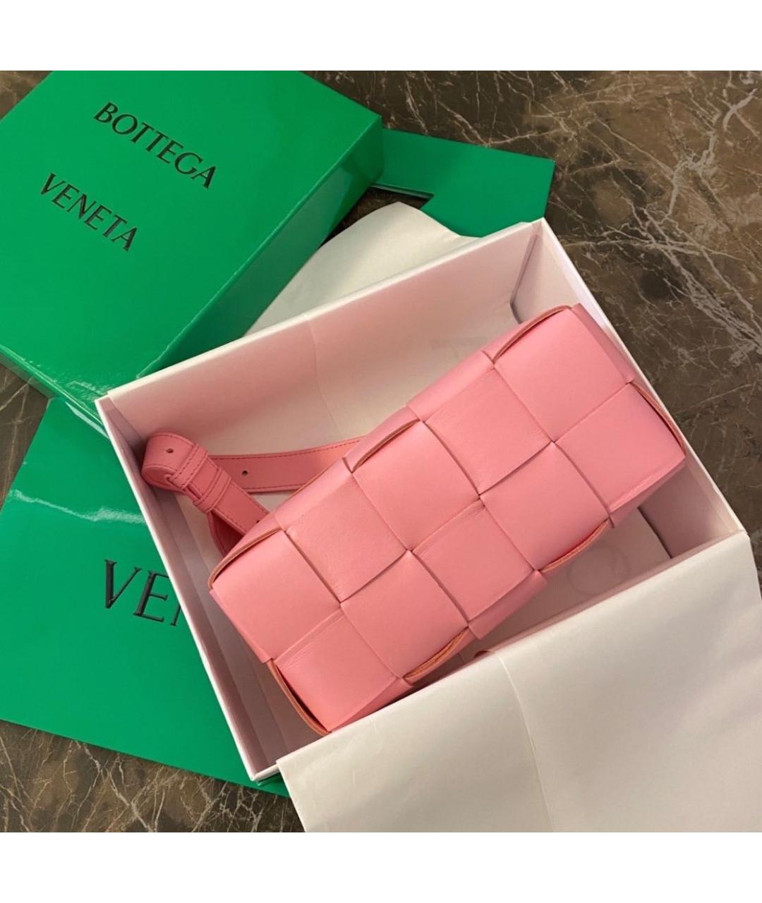BOTTEGA VENETA Розовая кожаная сумка с короткими ручками, фото 2