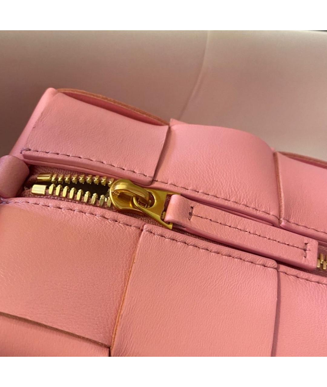 BOTTEGA VENETA Розовая кожаная сумка с короткими ручками, фото 4