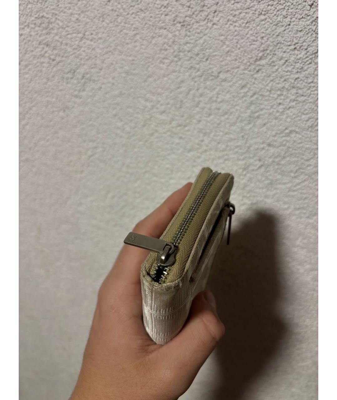 CHANEL Бежевый кожаный кошелек, фото 4