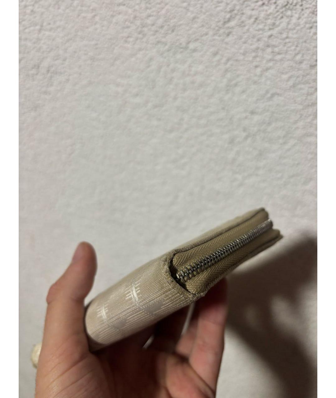 CHANEL Бежевый кожаный кошелек, фото 5