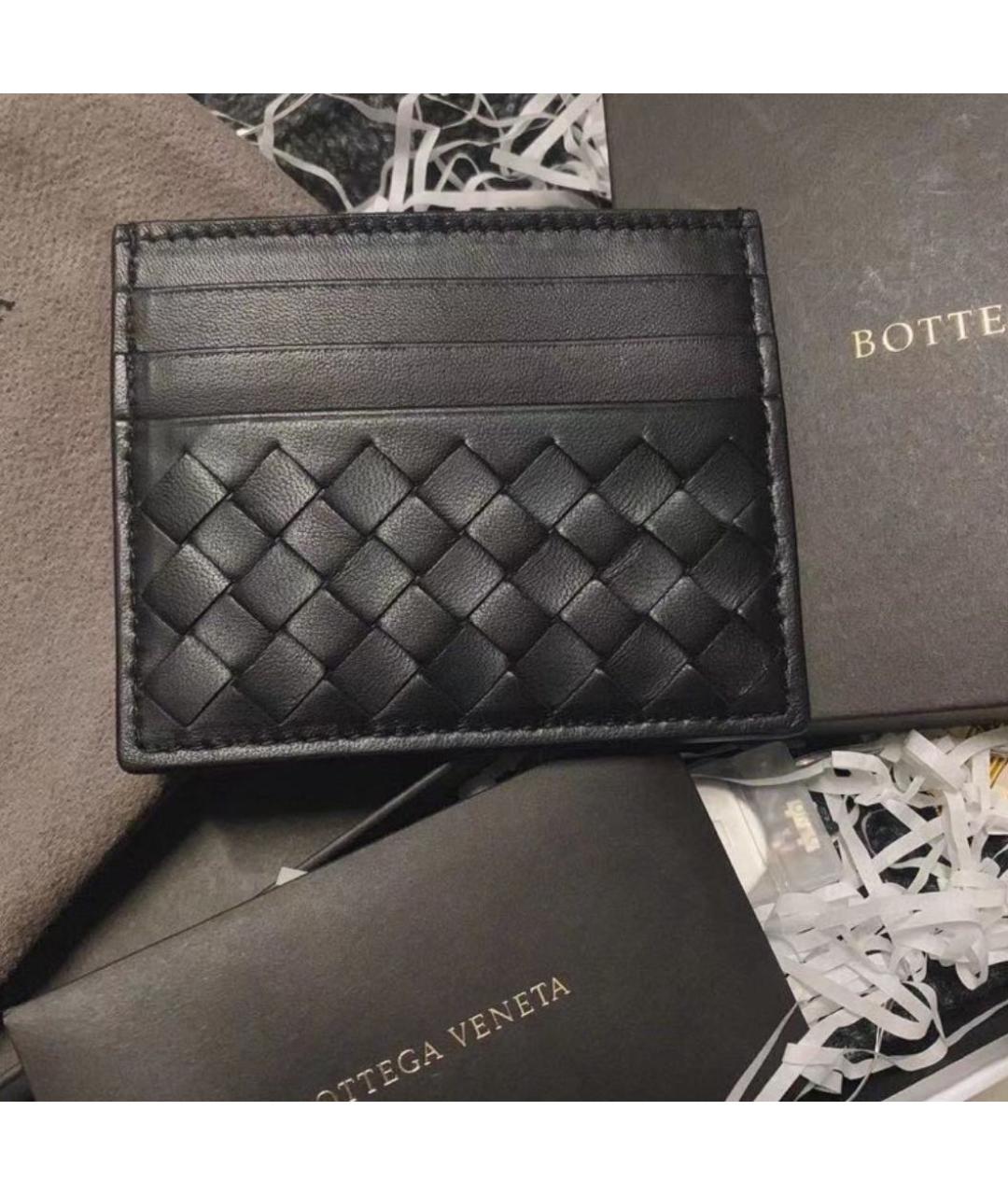 BOTTEGA VENETA Черный кожаный кардхолдер, фото 3
