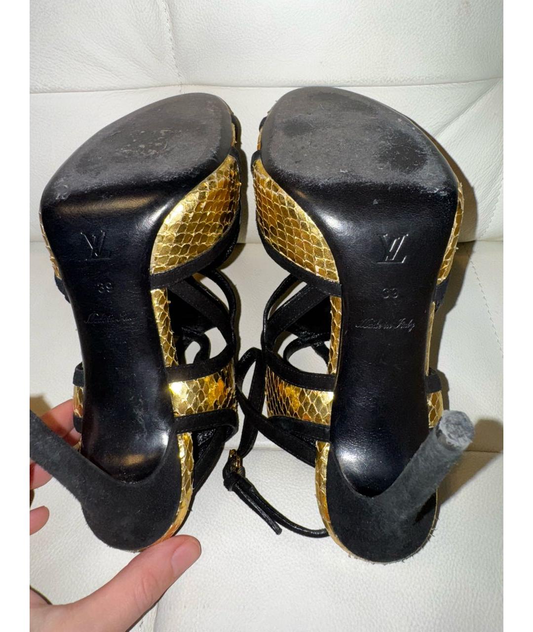 LOUIS VUITTON Золотые кожаные босоножки, фото 5