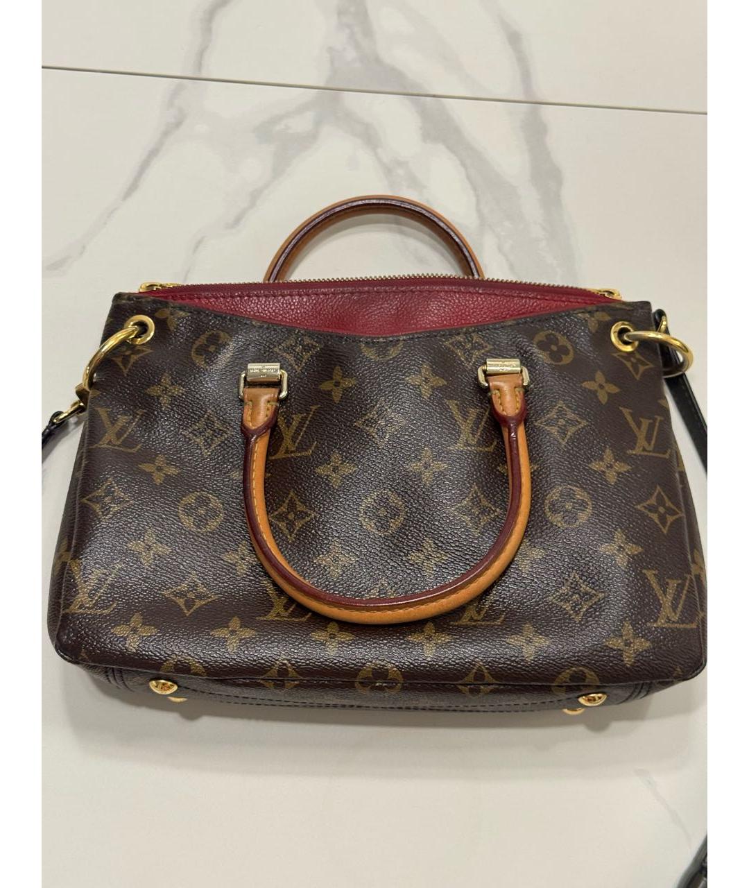 LOUIS VUITTON Коричневая кожаная сумка через плечо, фото 5