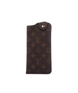LOUIS VUITTON Обложка/футляр