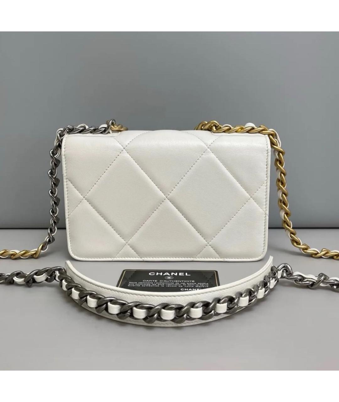 CHANEL Белая кожаная сумка через плечо, фото 2