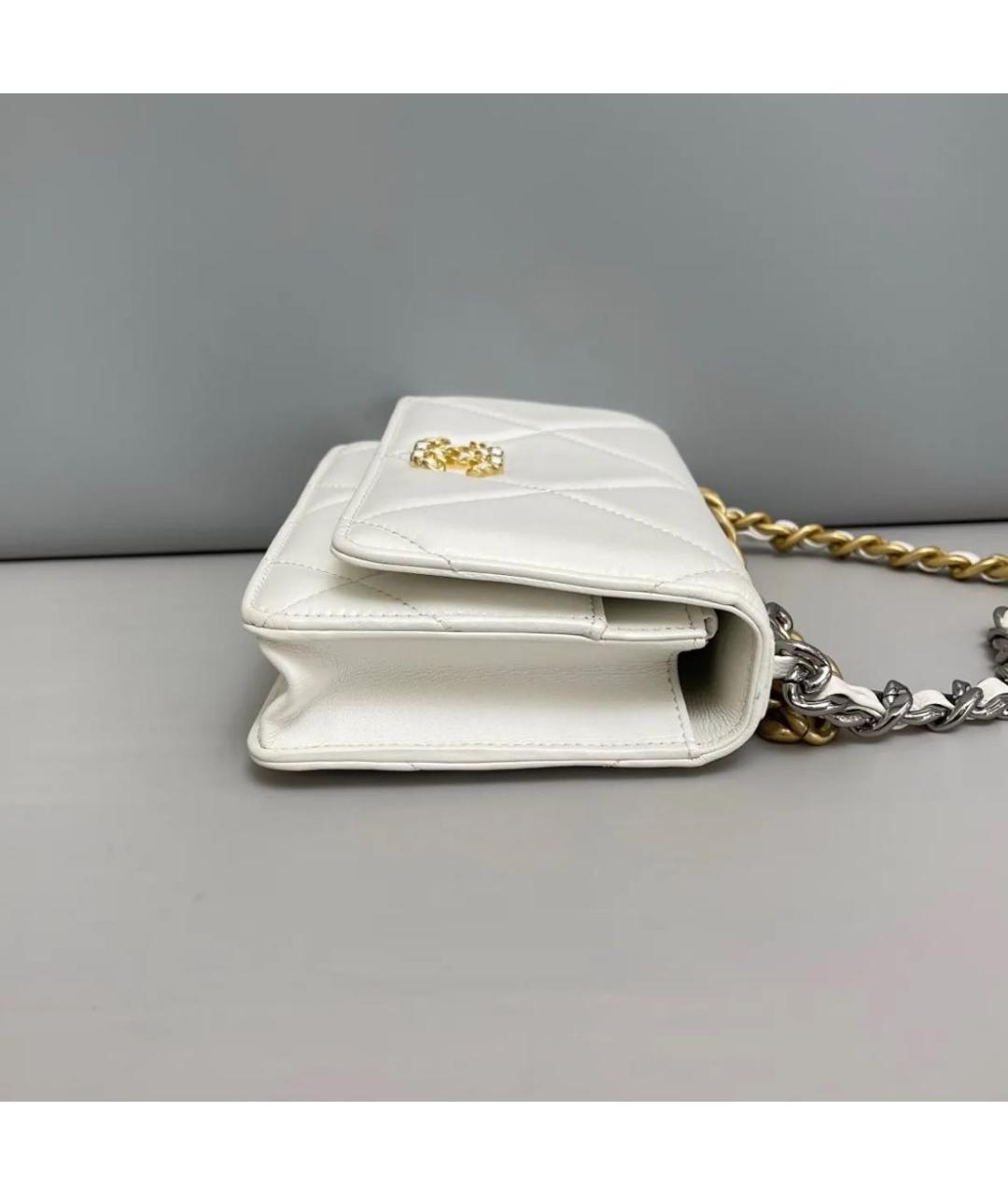 CHANEL Белая кожаная сумка через плечо, фото 3