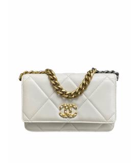 CHANEL Сумка через плечо