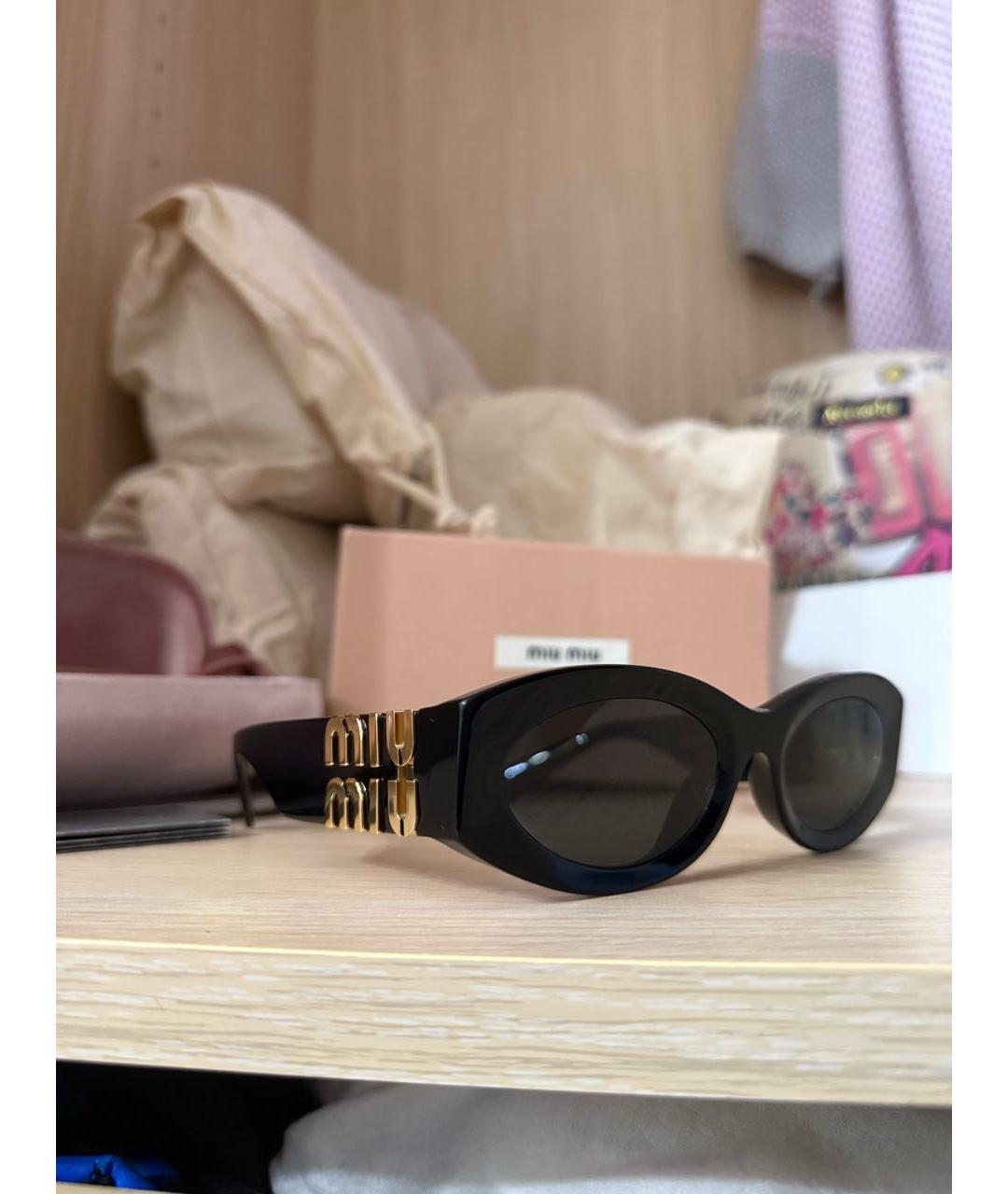 MIU MIU Черные пластиковые солнцезащитные очки, фото 6