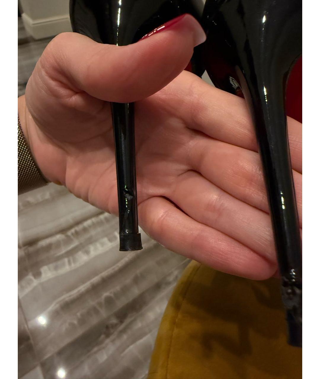 CHRISTIAN LOUBOUTIN Черные туфли из лакированной кожи, фото 6