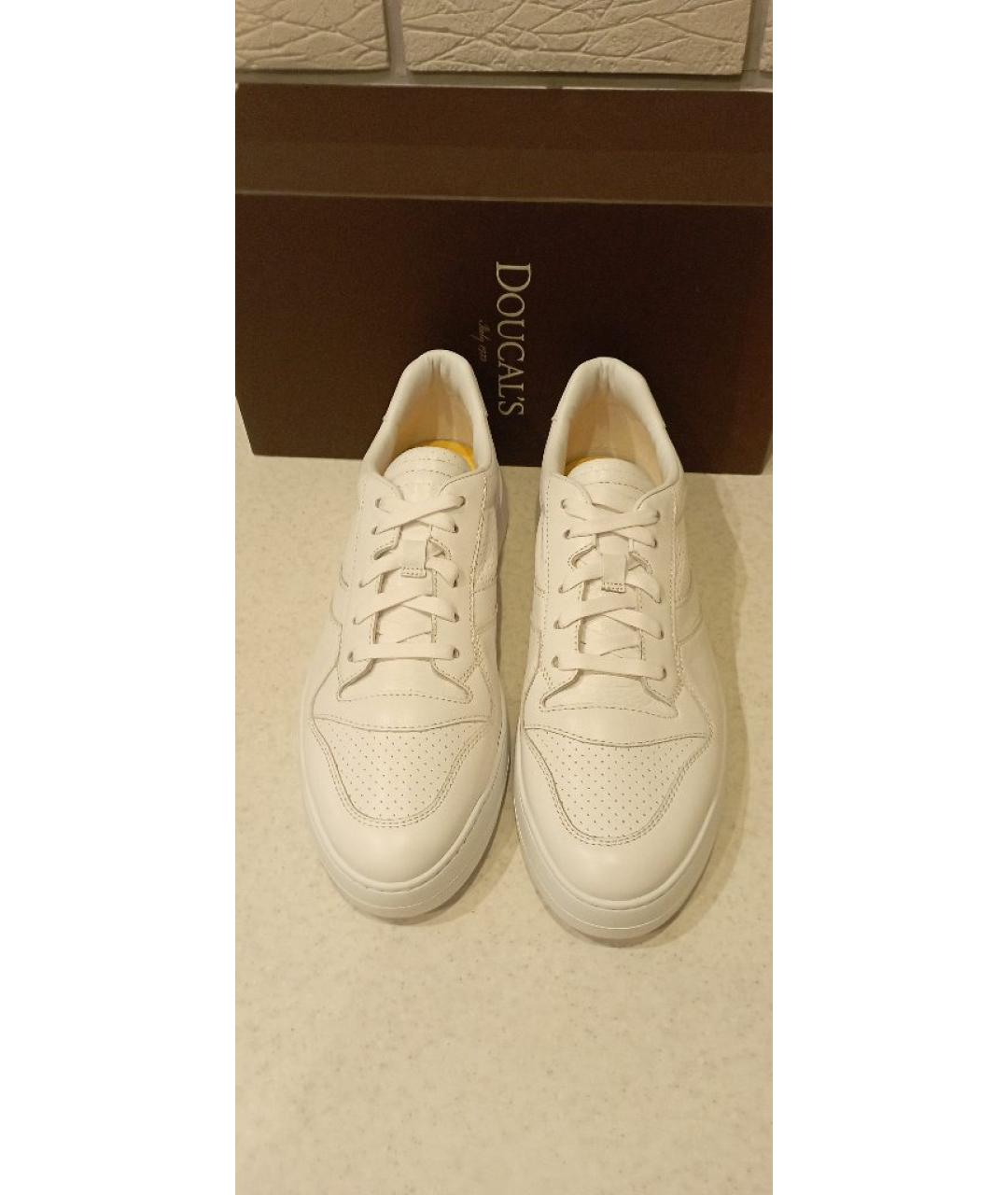 DOUCAL'S Белые кожаные низкие кроссовки / кеды, фото 3