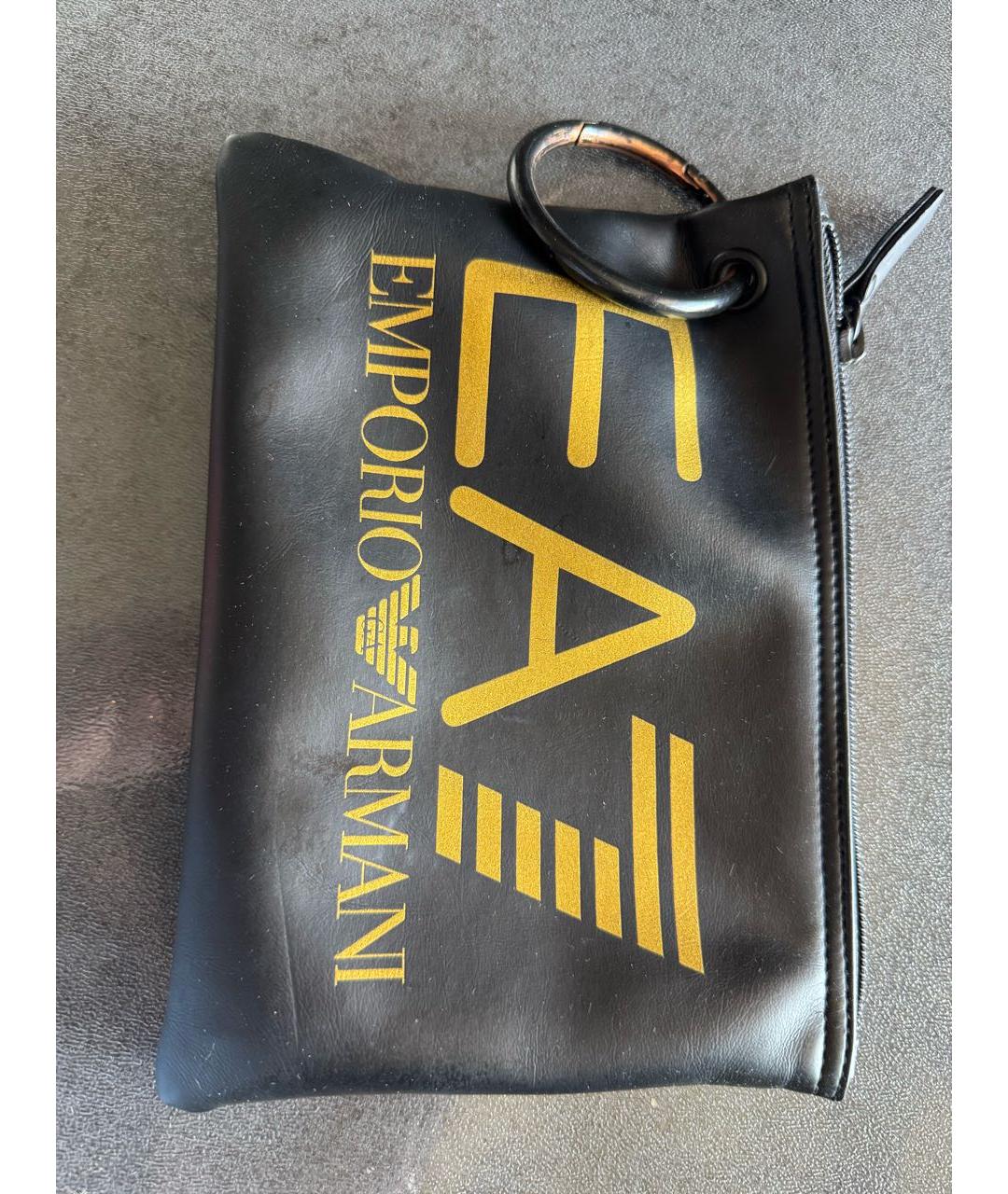 EMPORIO ARMANI Черная кожаная косметичка, фото 5