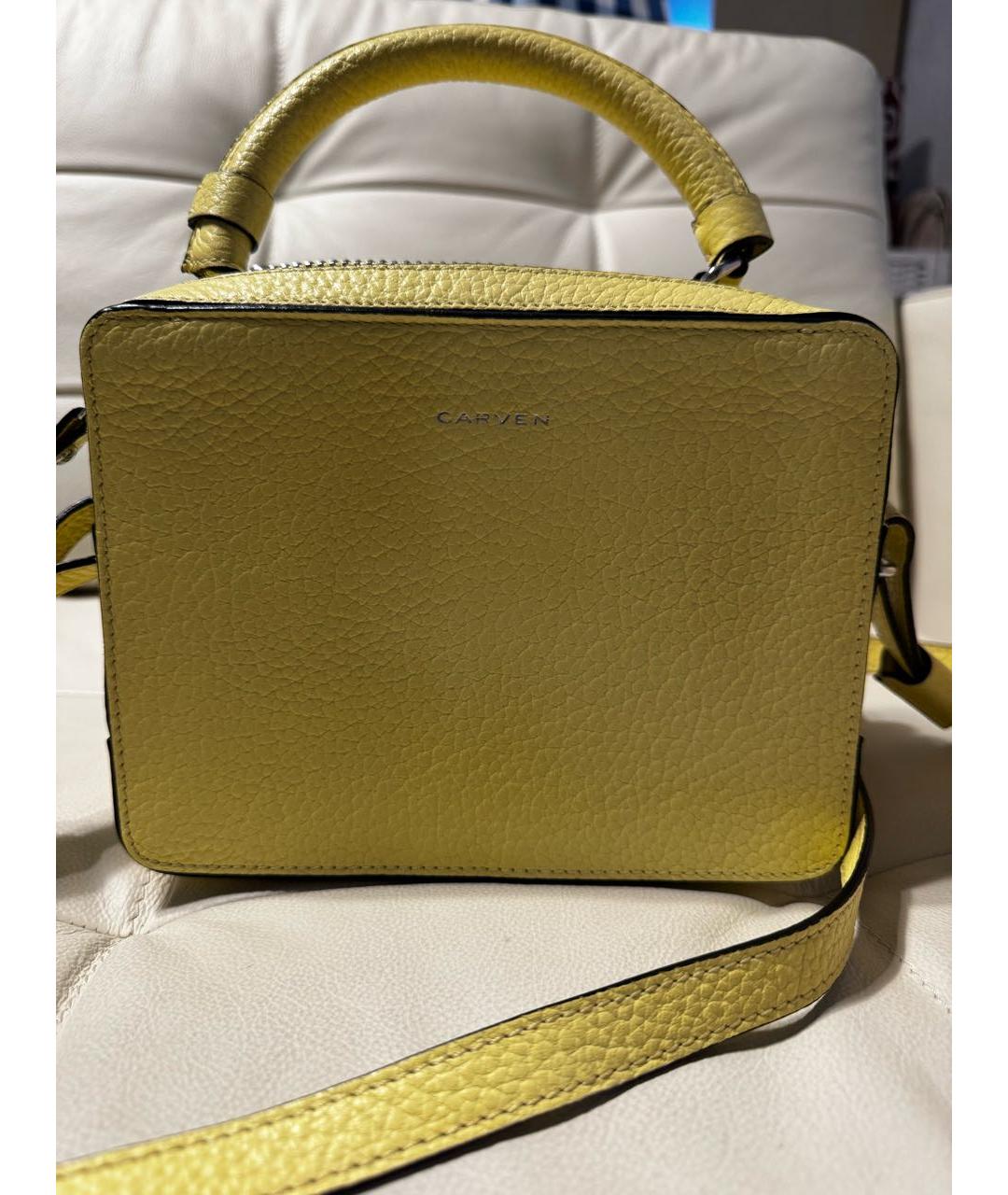 Carven Желтая кожаная сумка с короткими ручками, фото 3