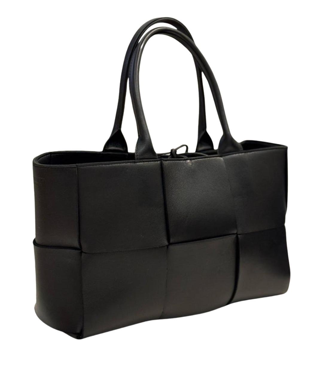 BOTTEGA VENETA Черная кожаная сумка тоут, фото 1