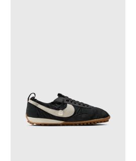 JACQUEMUS Низкие кроссовки / кеды