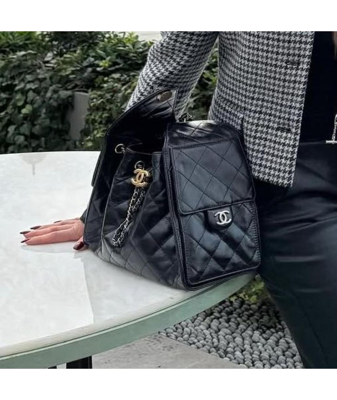 CHANEL Черная сумка тоут из лакированной кожи, фото 2