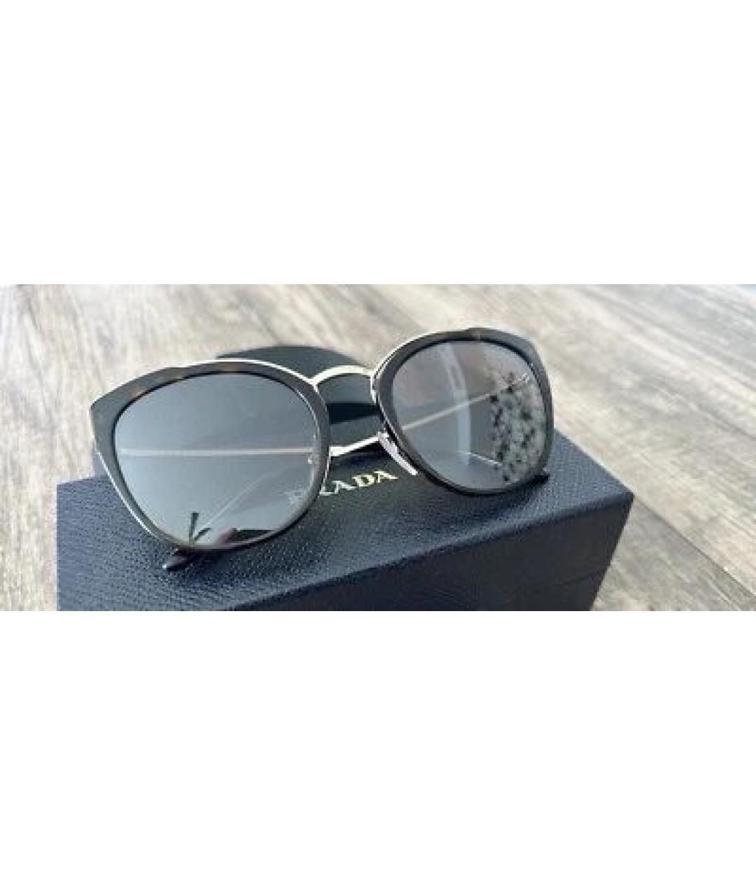 PRADA Черные пластиковые солнцезащитные очки, фото 3