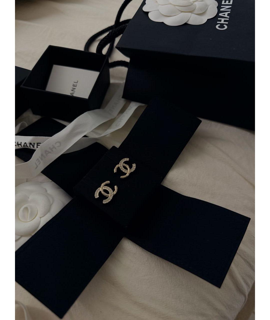 CHANEL Золотые металлические серьги, фото 6