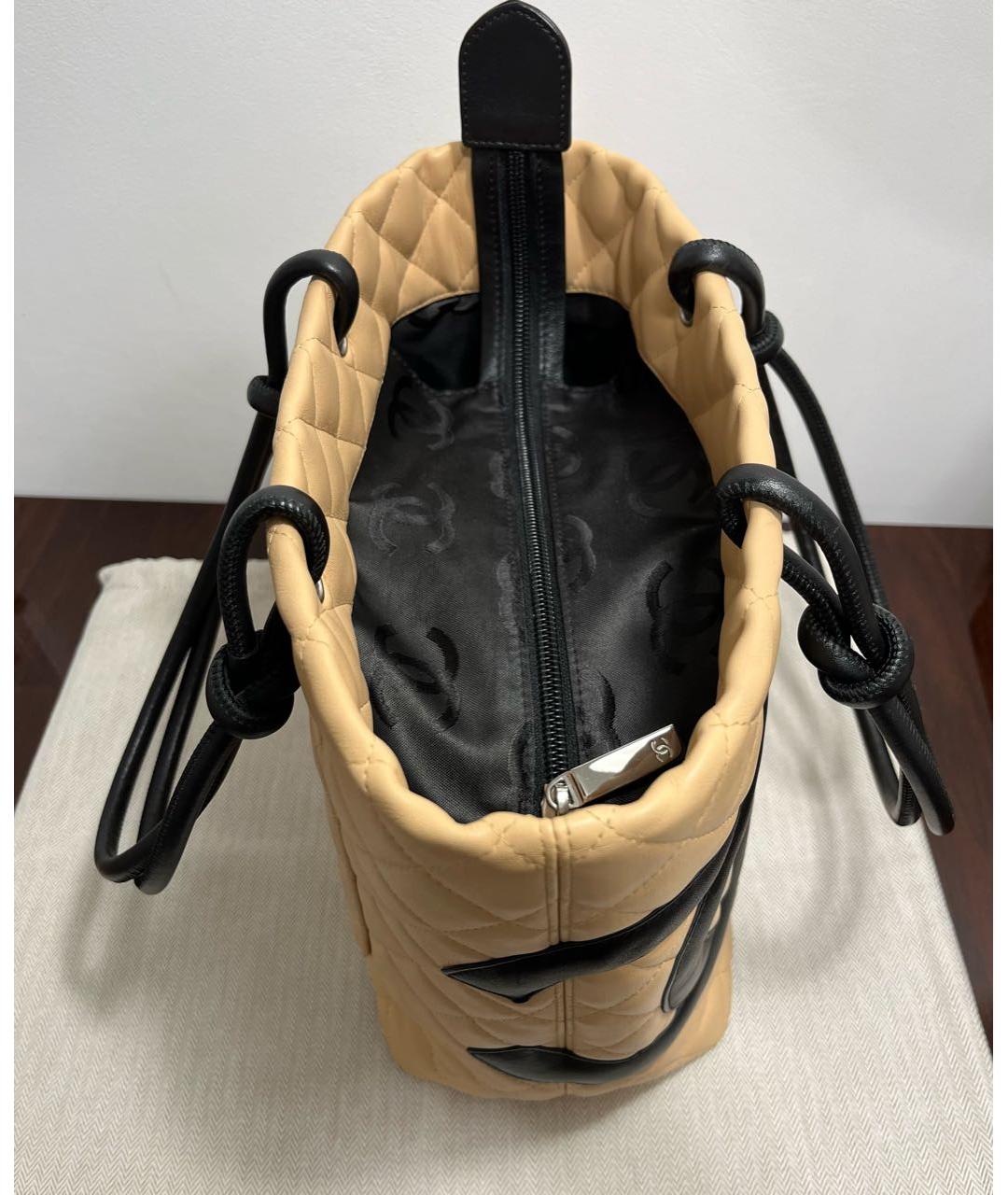 CHANEL Бежевая кожаная сумка тоут, фото 5