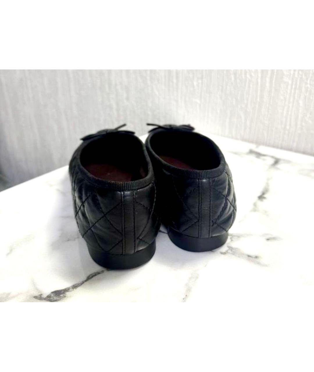 CHANEL Черные кожаные балетки, фото 5