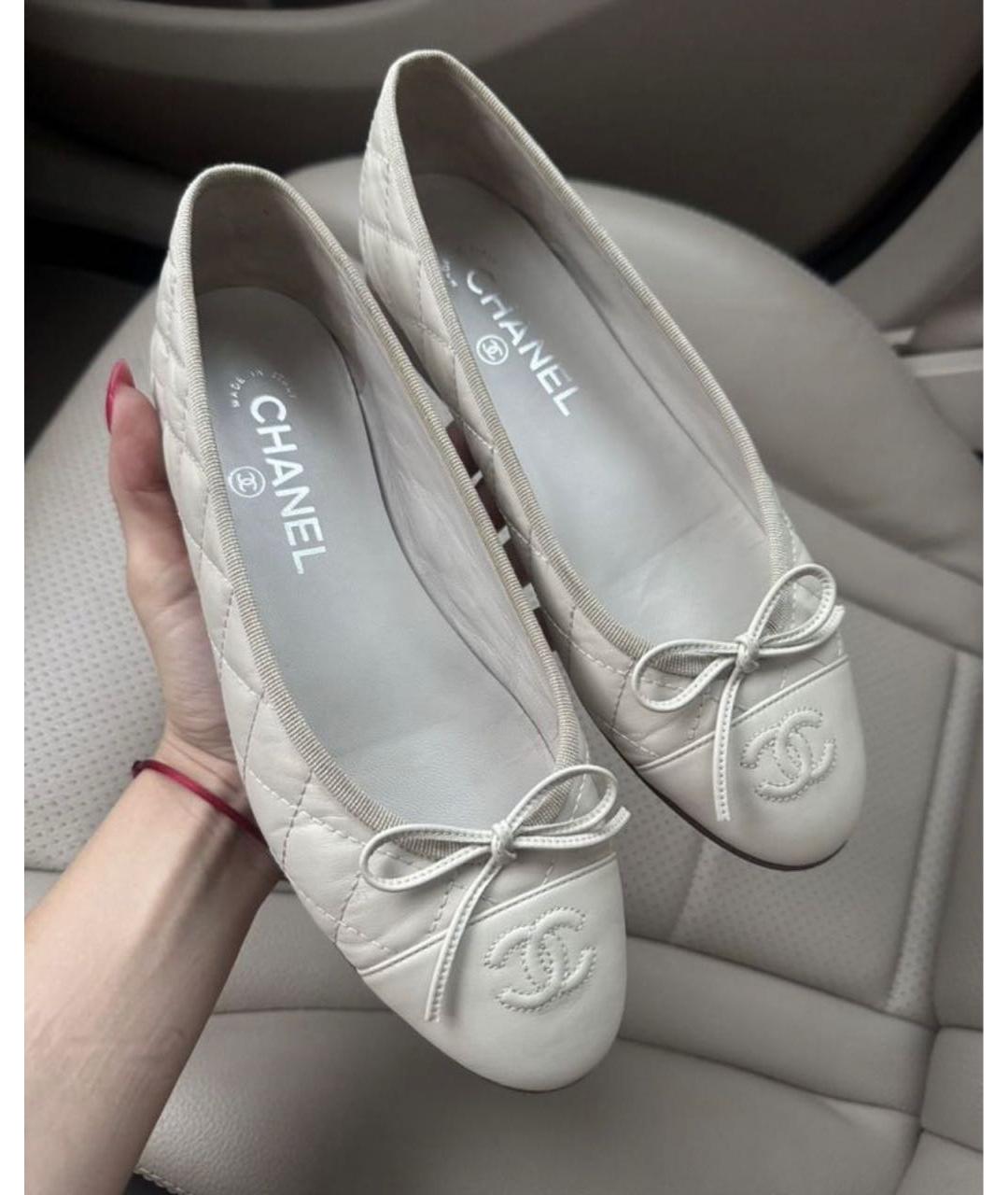 CHANEL Белые кожаные балетки, фото 6