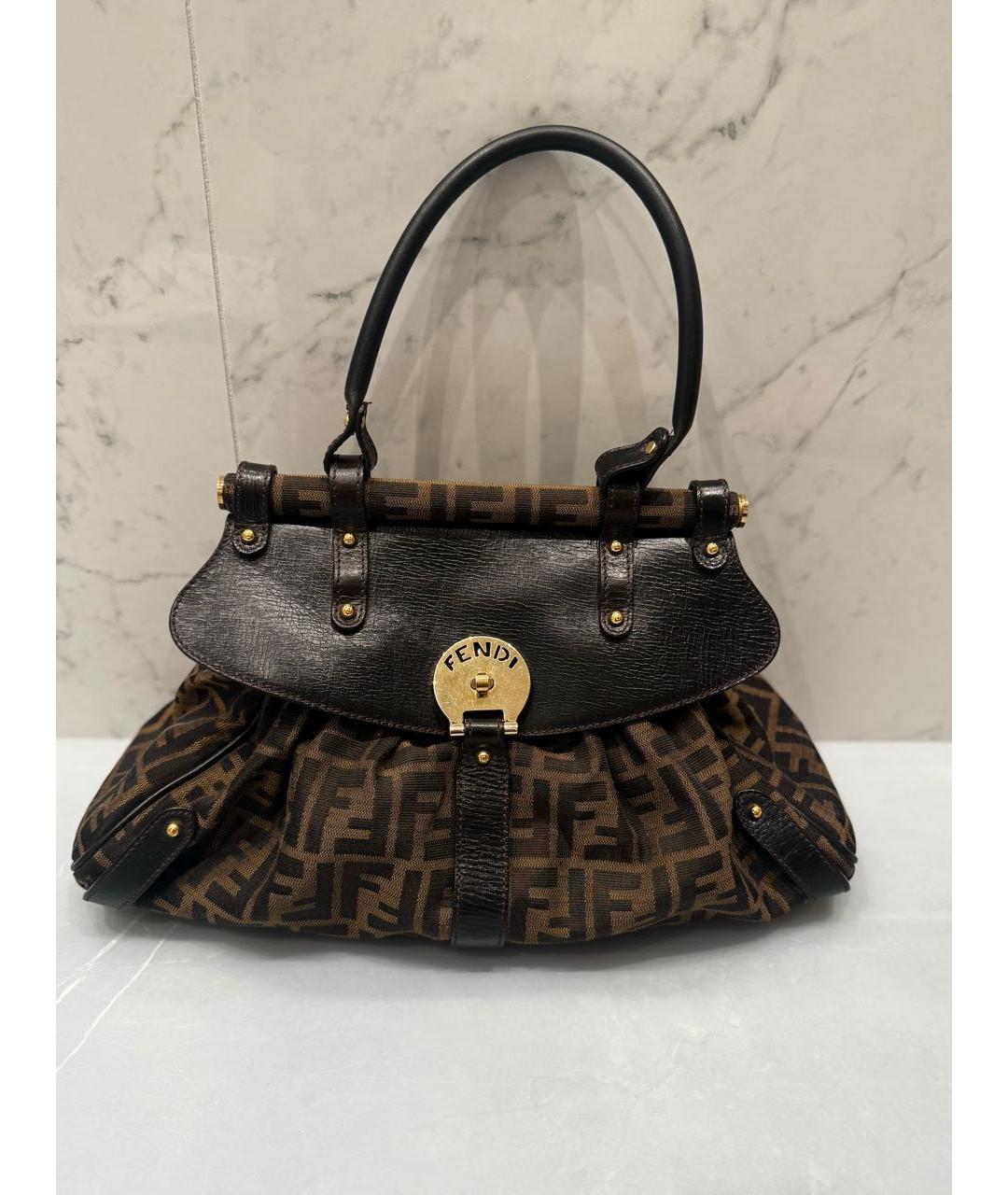 FENDI Коричневая тканевая сумка с короткими ручками, фото 5