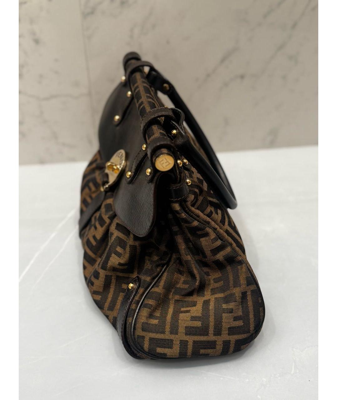 FENDI Коричневая тканевая сумка с короткими ручками, фото 2