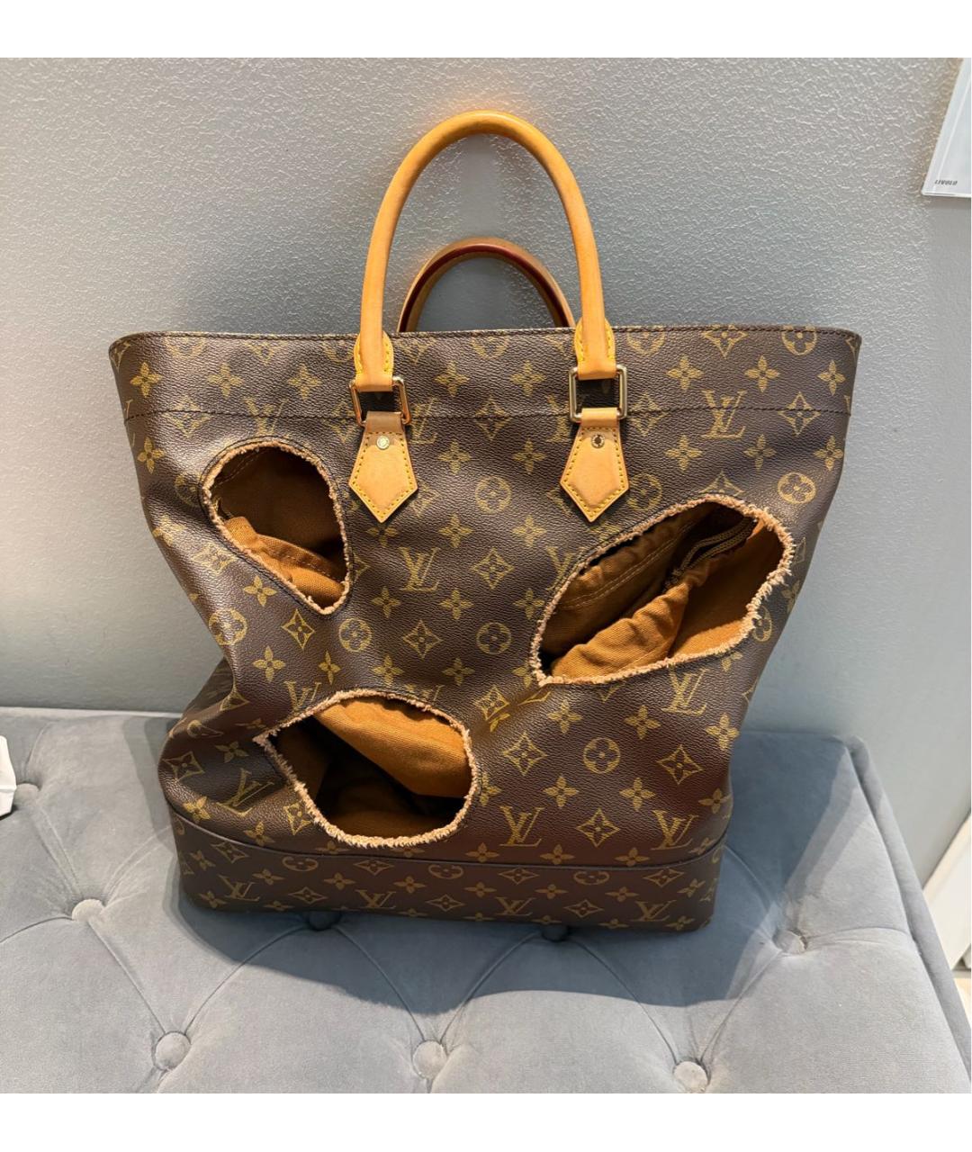 LOUIS VUITTON Коричневая кожаная сумка с короткими ручками, фото 2