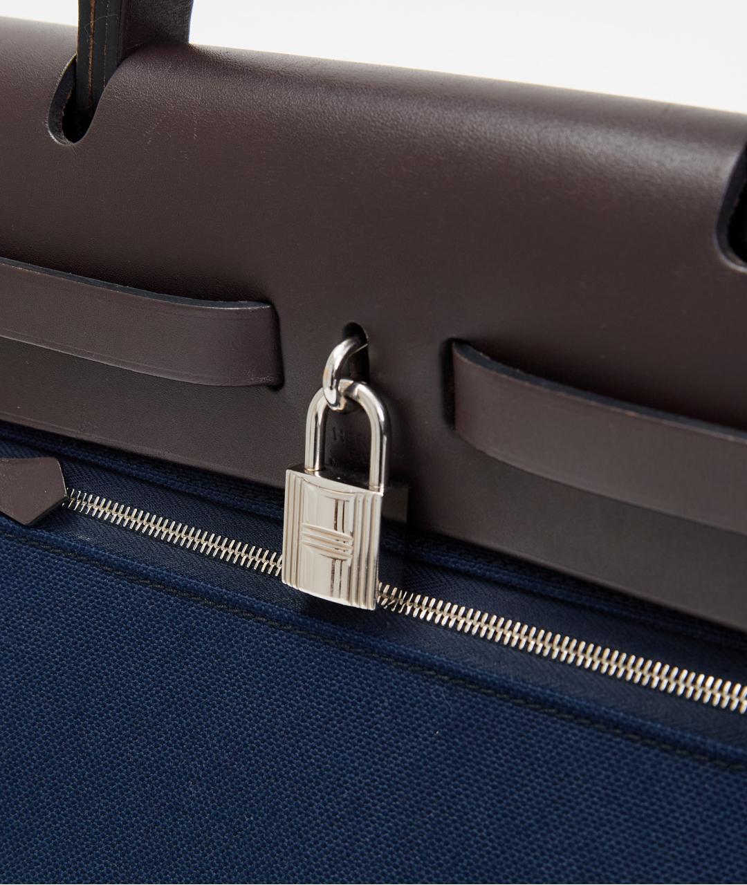 HERMES Синяя тканевая сумка с короткими ручками, фото 4