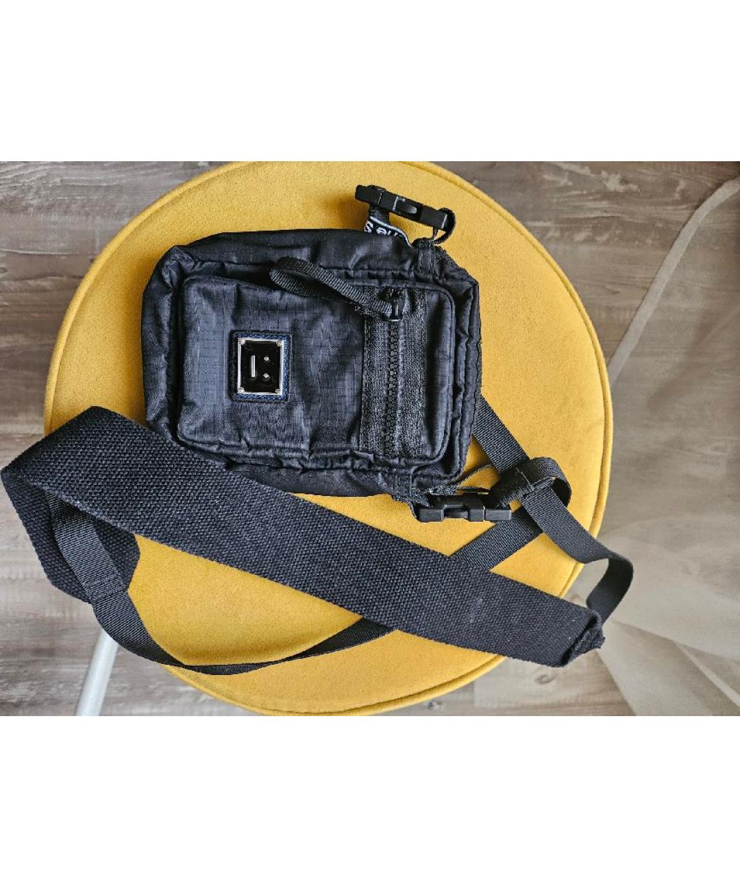 ACNE STUDIOS Черная тканевая сумка на плечо, фото 5