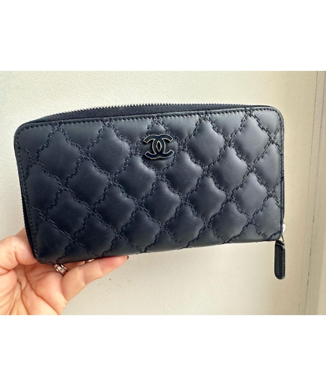 CHANEL Темно-синий кожаный кошелек, фото 9