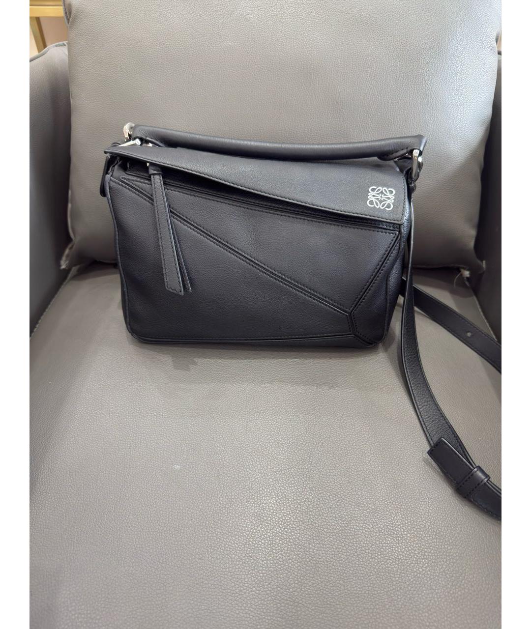LOEWE Черная кожаная сумка через плечо, фото 7