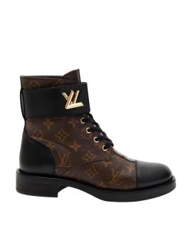 LOUIS VUITTON Ботинки