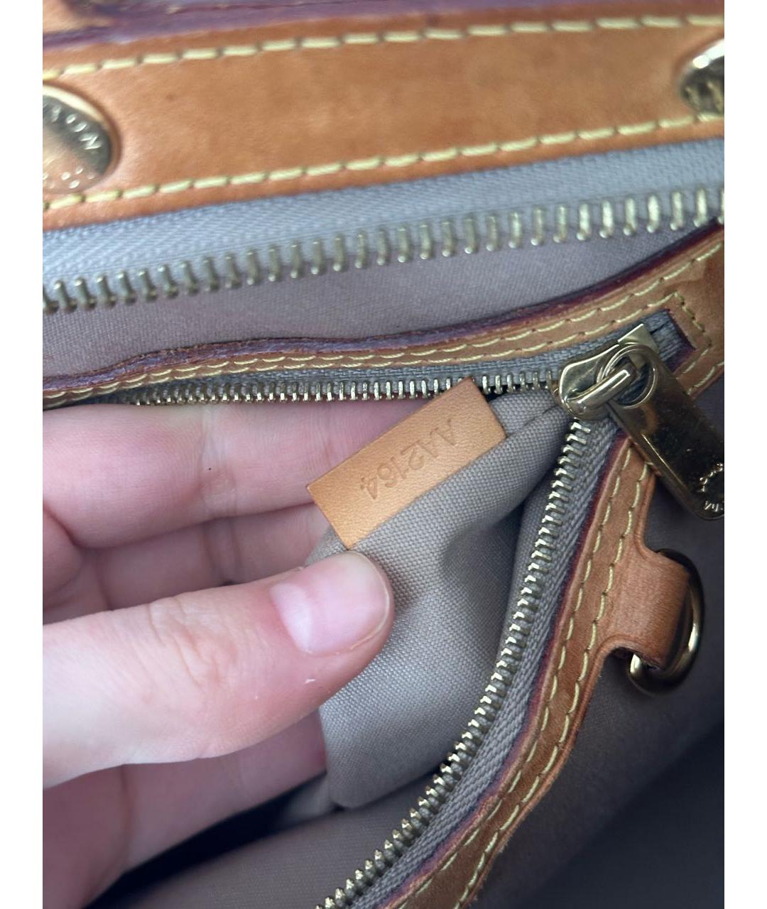 LOUIS VUITTON Бежевая сумка тоут из лакированной кожи, фото 7