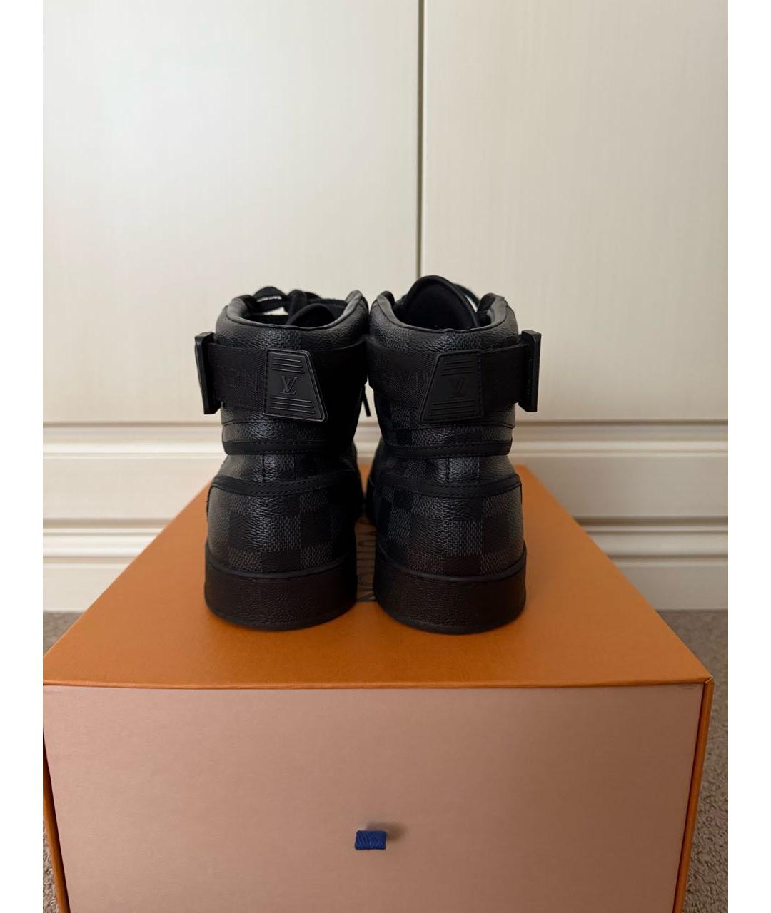 LOUIS VUITTON Черные высокие кроссовки / кеды, фото 4