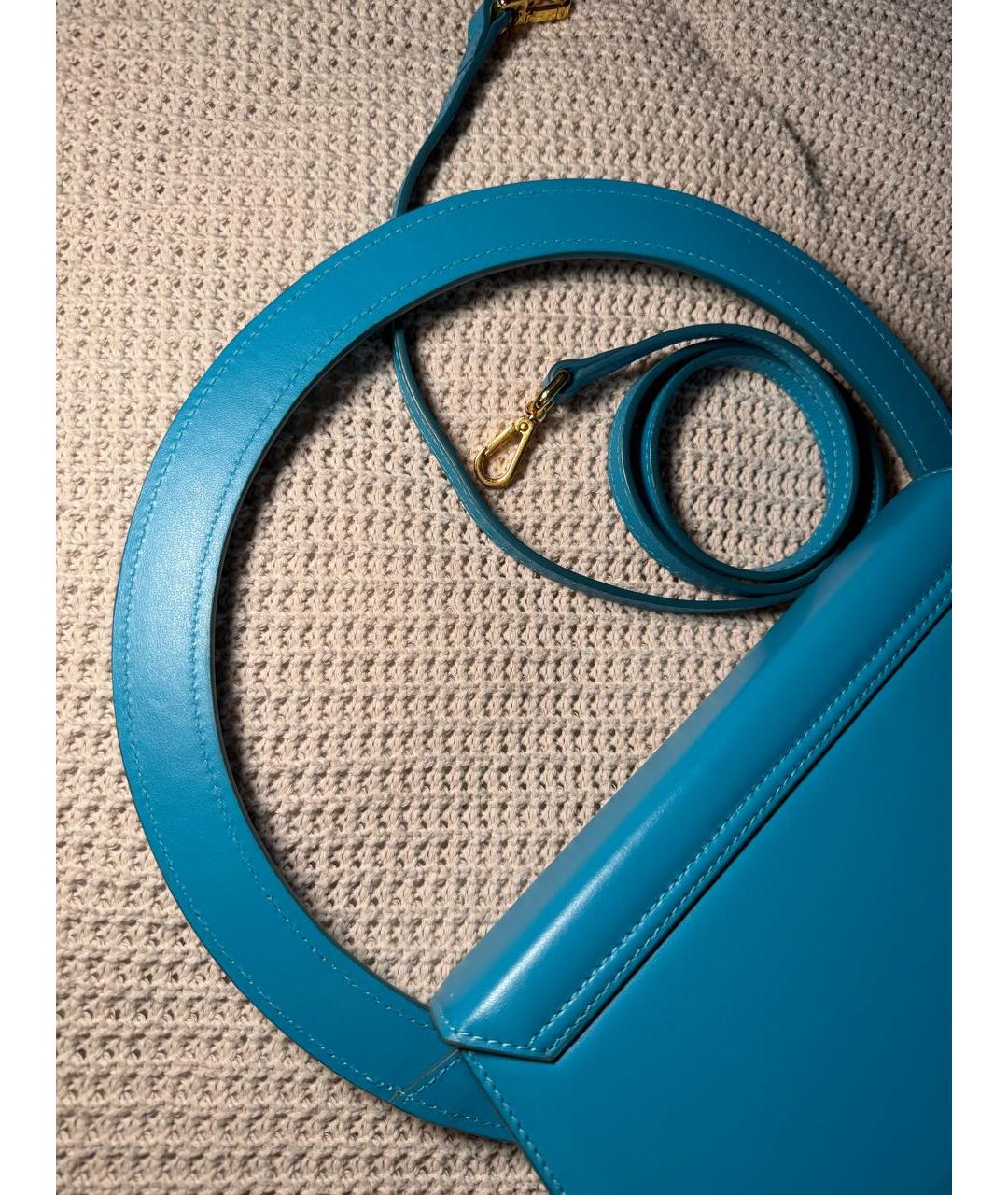 JACQUEMUS Бирюзовая кожаная сумка с короткими ручками, фото 3
