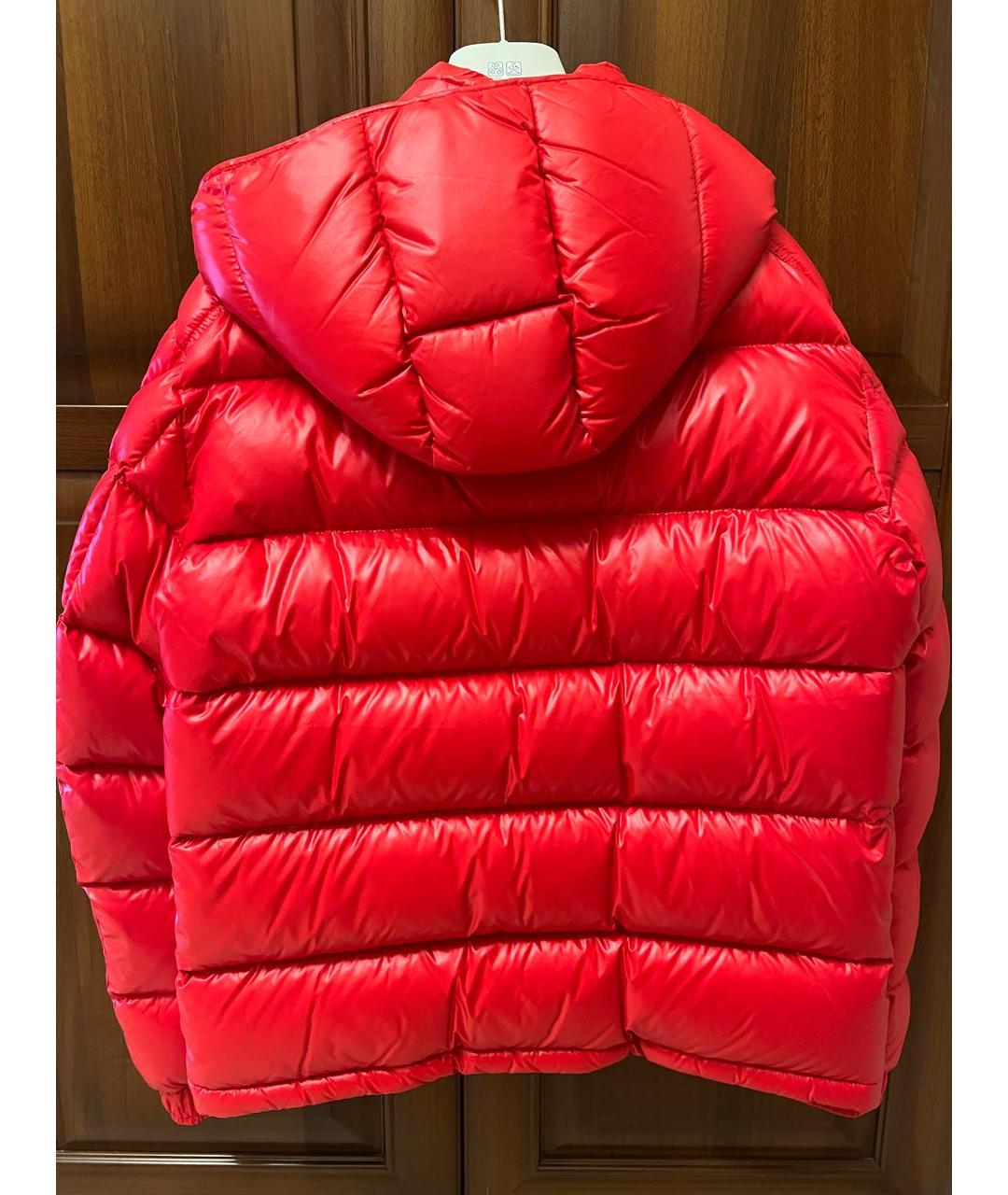 MONCLER Красный полиэстеровый пуховик, фото 2