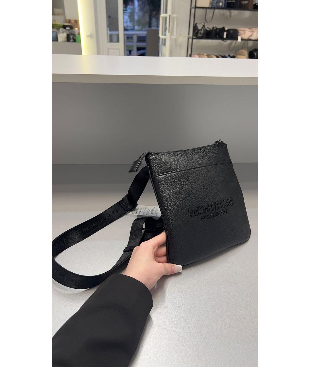 ARMANI EXCHANGE Черная кожаная сумка на плечо, фото 2