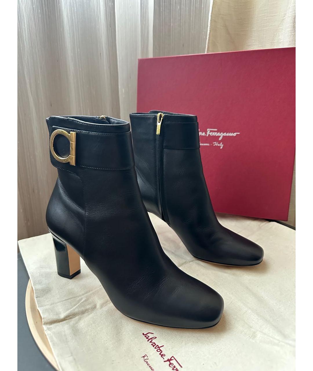 FERRAGAMO Черные кожаные ботильоны, фото 2