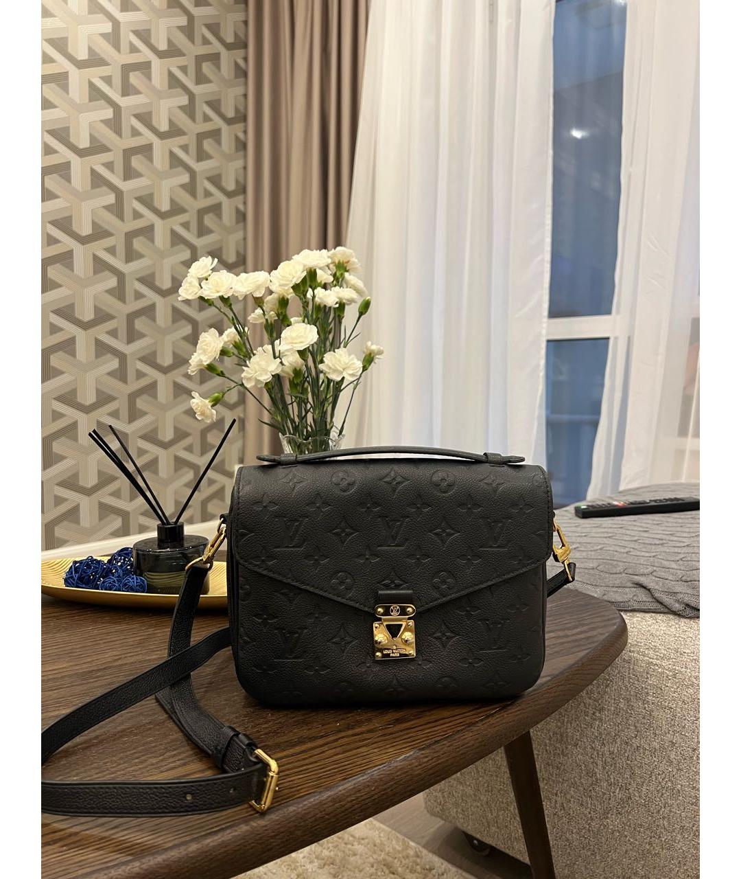 LOUIS VUITTON Черная кожаная сумка через плечо, фото 2