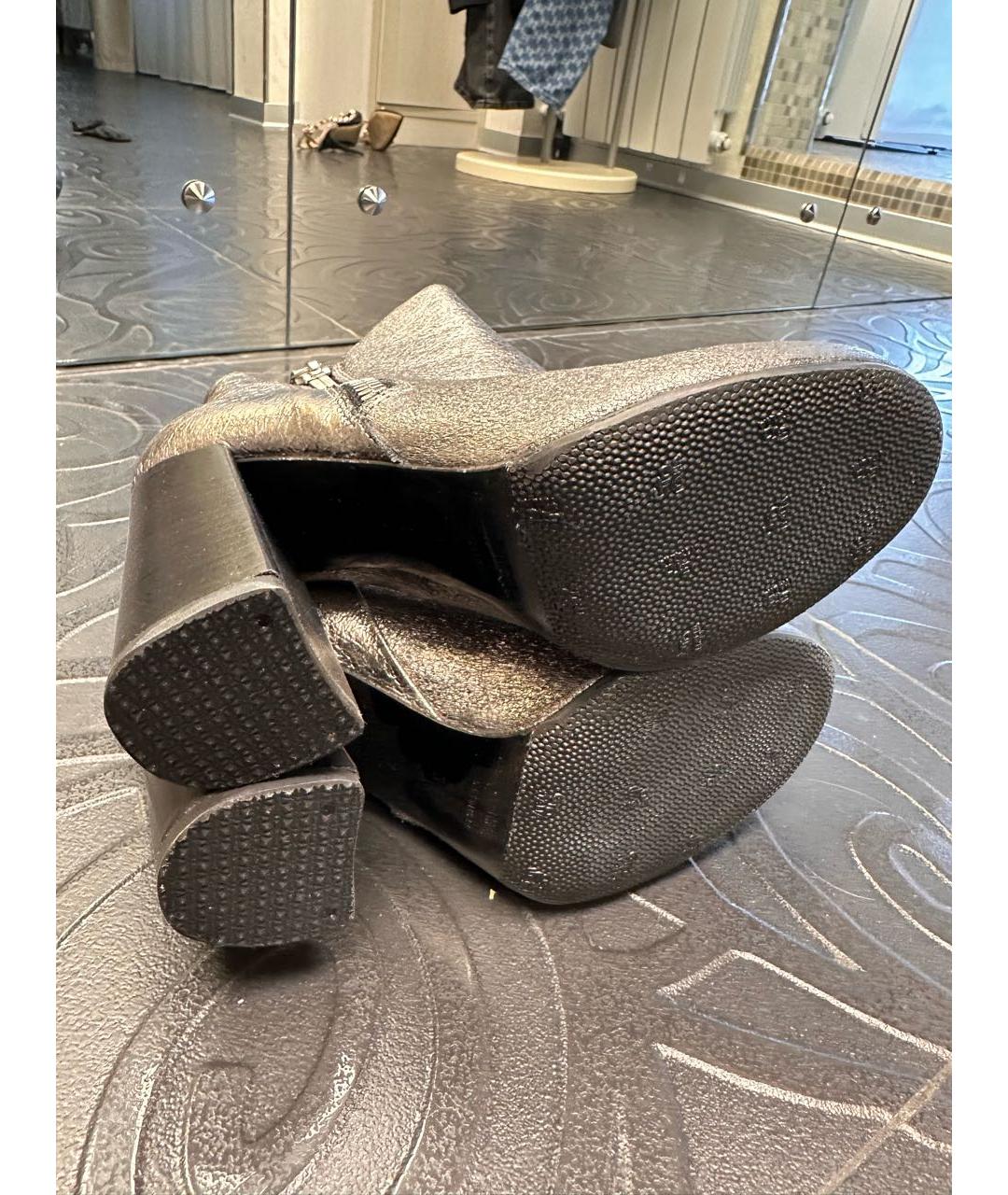 MCQ ALEXANDER MCQUEEN Серебряные кожаные ботильоны, фото 5