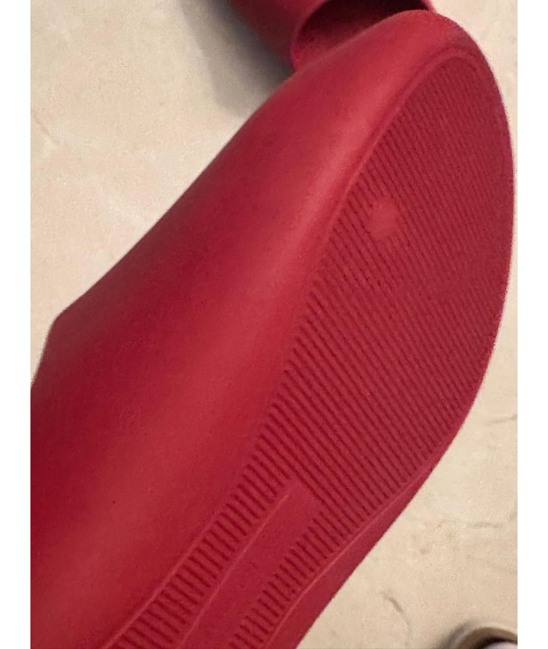 THE ROW Красные резиновые шлепанцы, фото 5