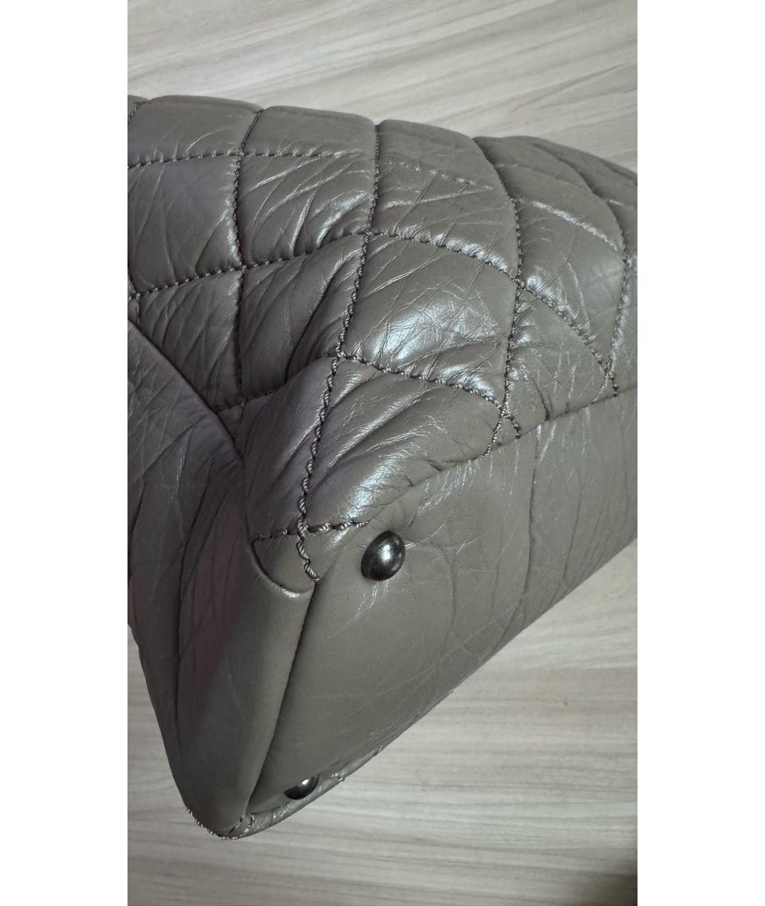 CHANEL Серая кожаная сумка через плечо, фото 5