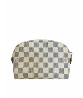 LOUIS VUITTON Косметичка