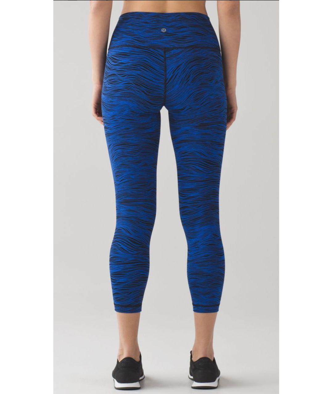 Lululemon Синие полиэстеровые спортивные брюки и шорты, фото 5