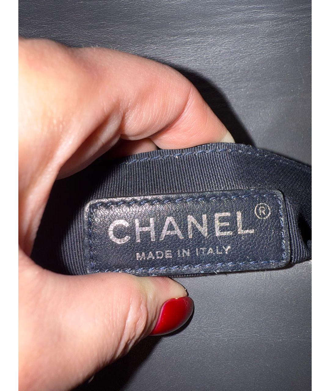 CHANEL Серая кожаная сумка через плечо, фото 5